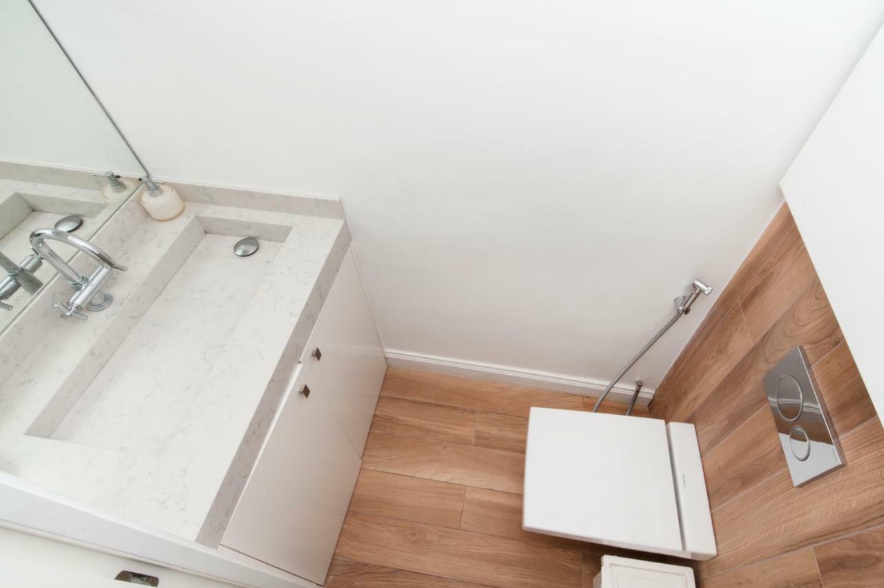 Luxury Montaigne Apartment Paris Exterior foto